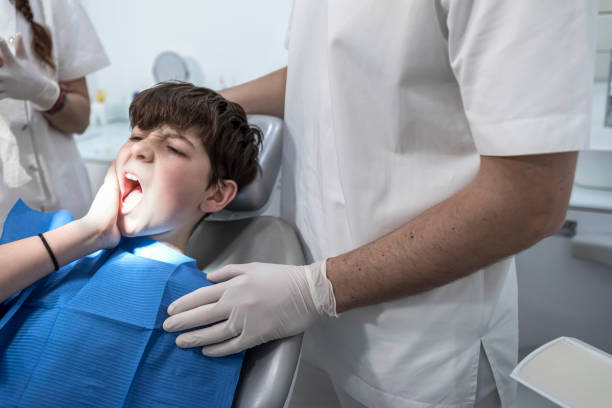 Best Emergency Tooth Extraction in Avodo Heights, CA